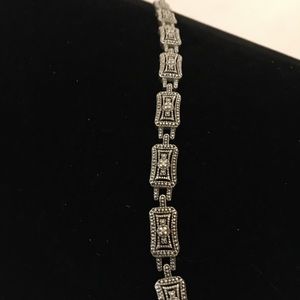 Feminine 7.5” Diamond & Silver Bracelet